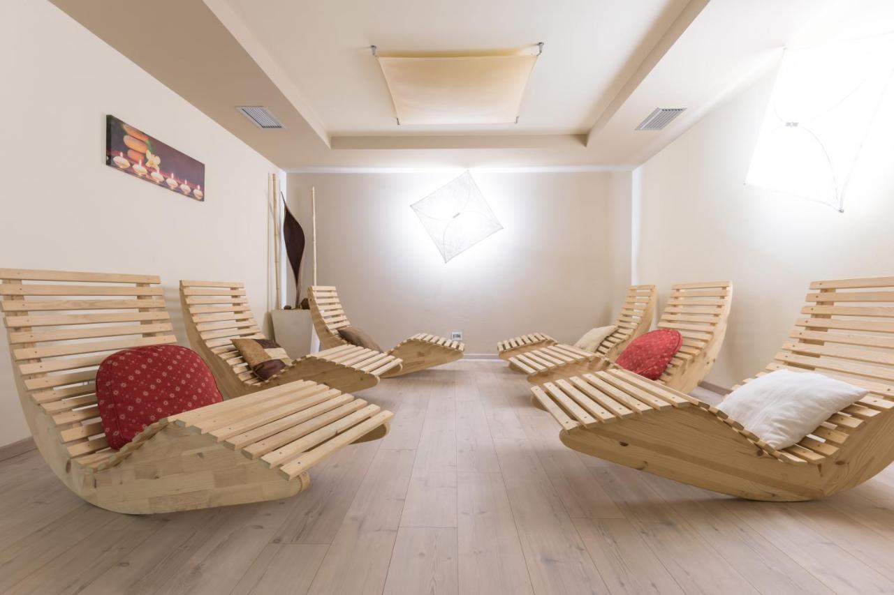 פוצה די פאסה Hotel Crepei מראה חיצוני תמונה