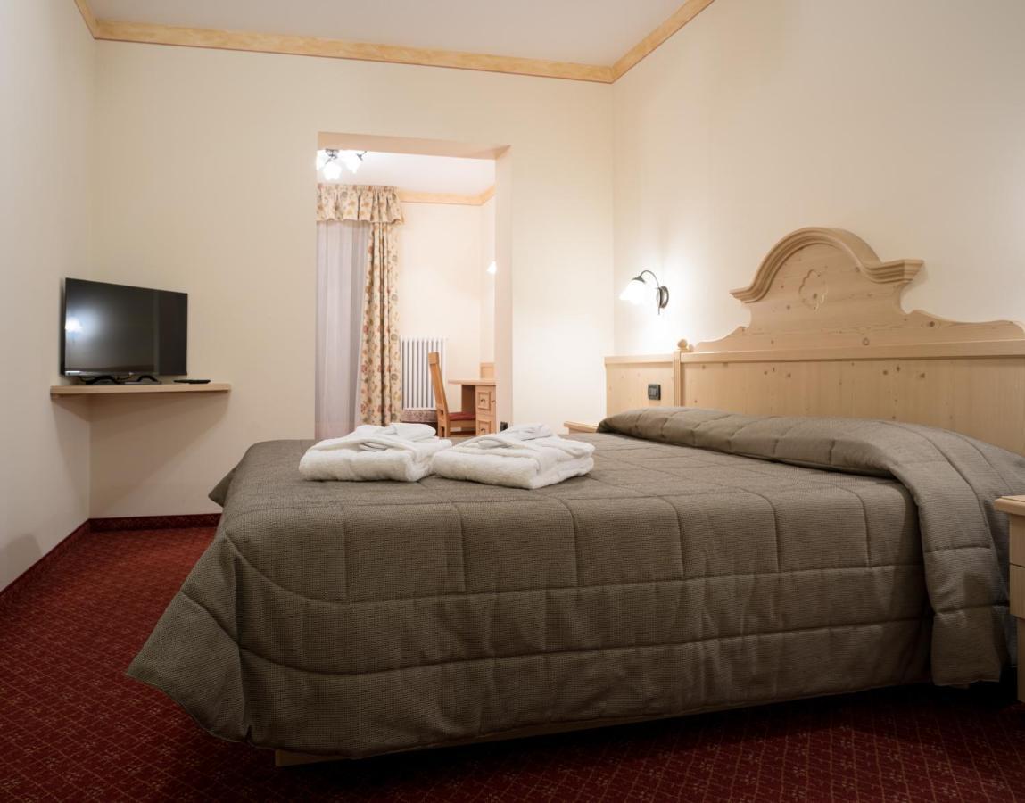 פוצה די פאסה Hotel Crepei מראה חיצוני תמונה