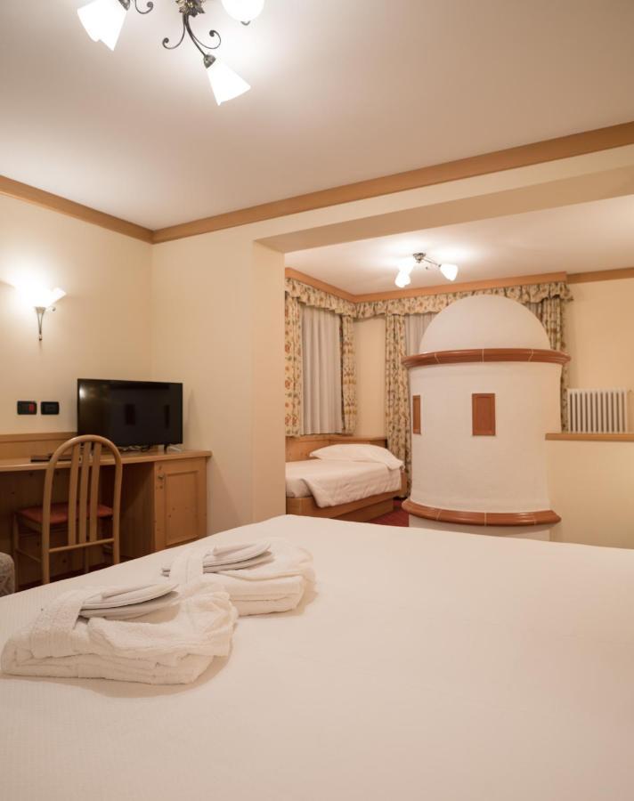 פוצה די פאסה Hotel Crepei מראה חיצוני תמונה