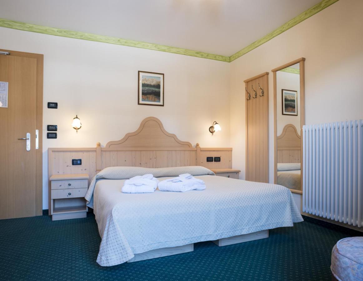 פוצה די פאסה Hotel Crepei מראה חיצוני תמונה