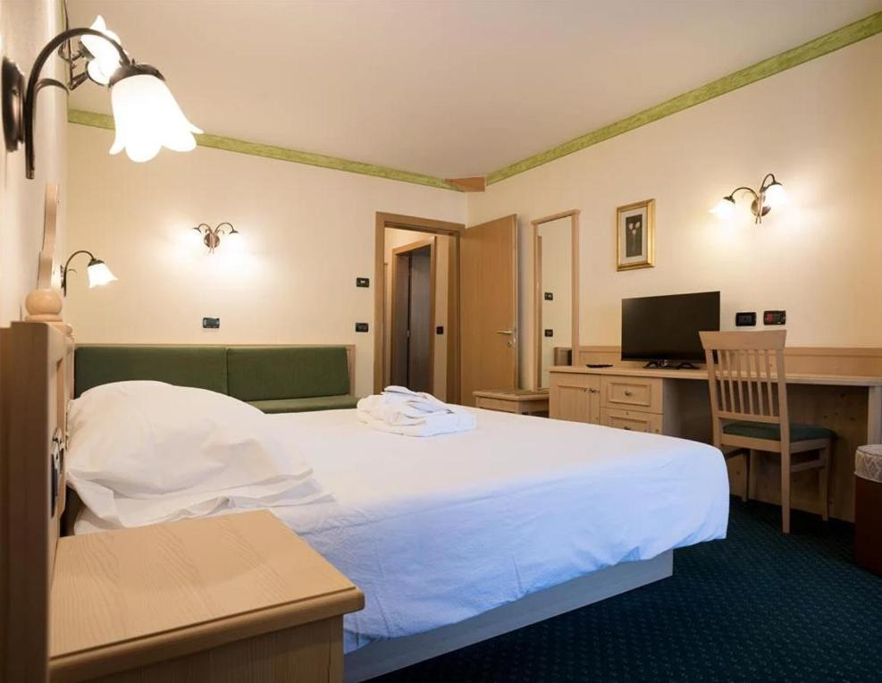פוצה די פאסה Hotel Crepei מראה חיצוני תמונה